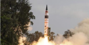 India tests missile that can reach China